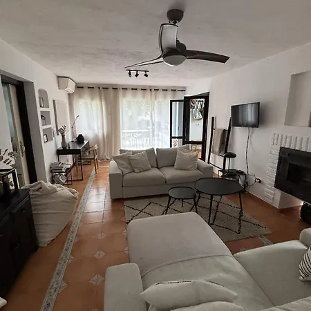 Casa Alejandro Dom wakacyjny Marbella